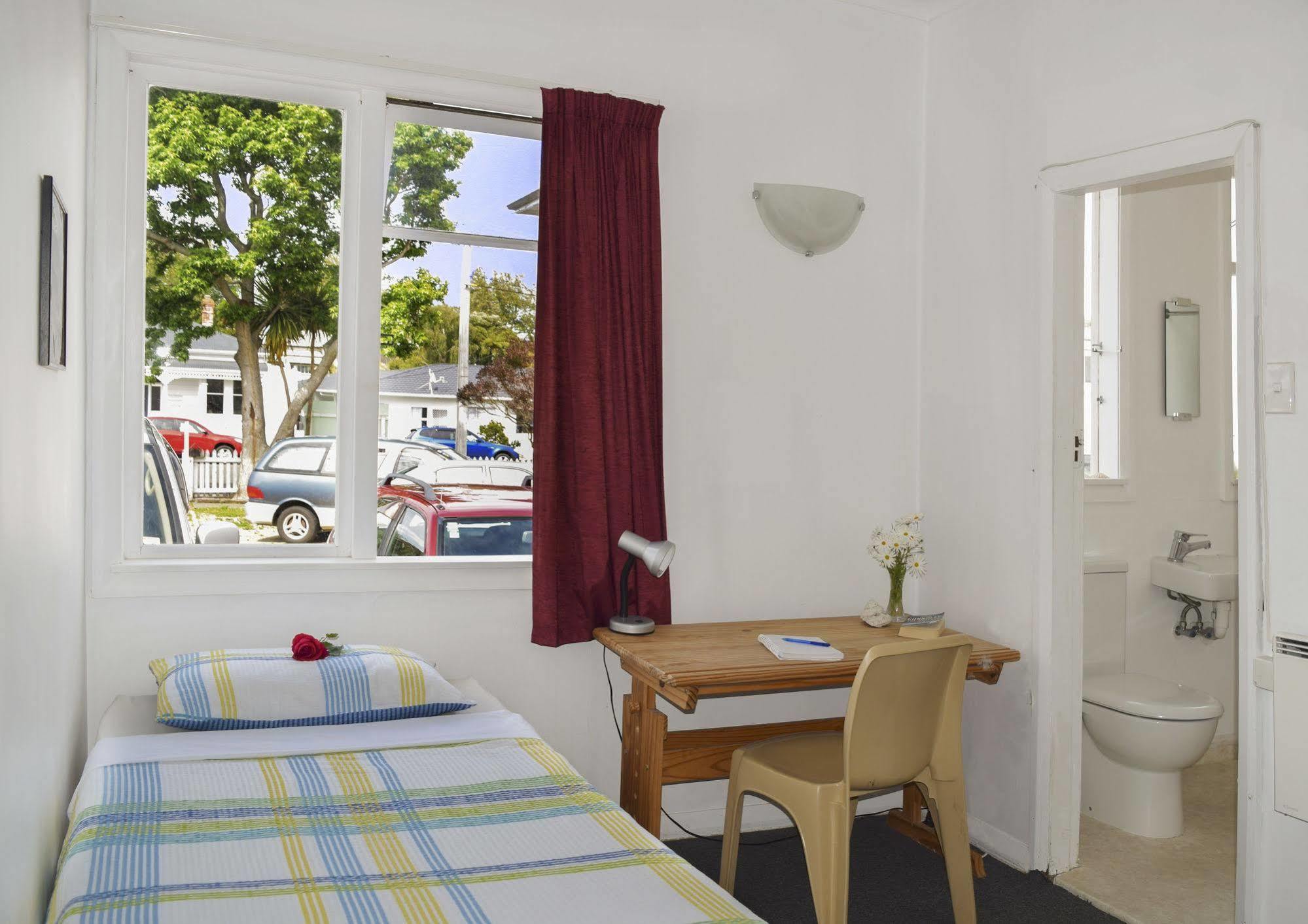 42B College House Hostel Whanganui Εξωτερικό φωτογραφία