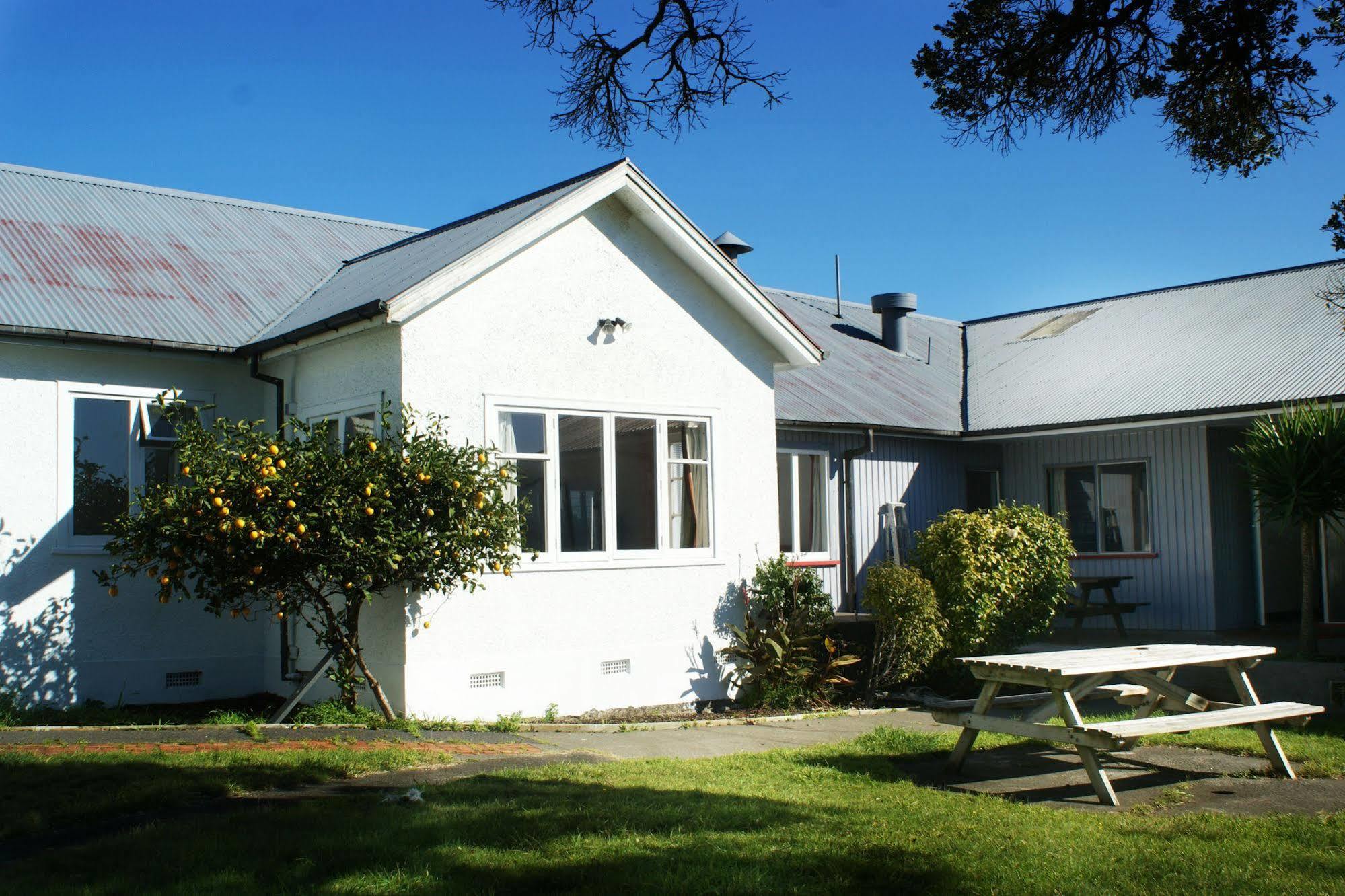42B College House Hostel Whanganui Εξωτερικό φωτογραφία